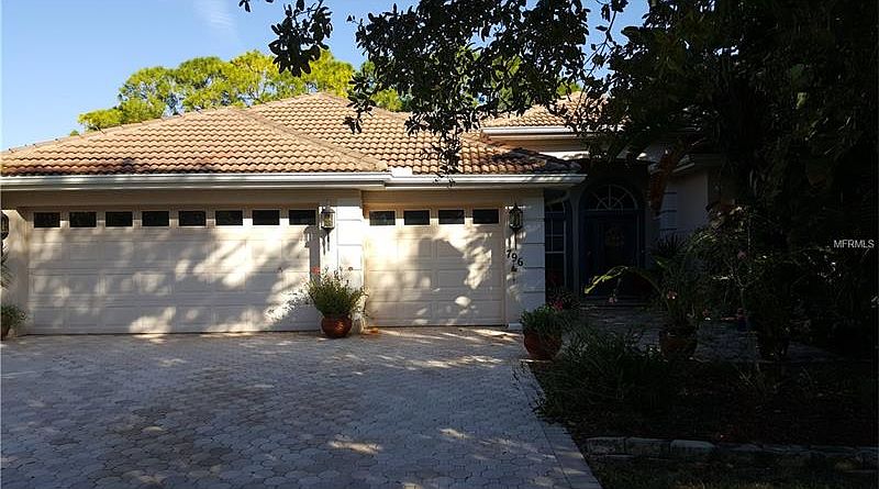2nd image of 796 Shadow Bay Way
