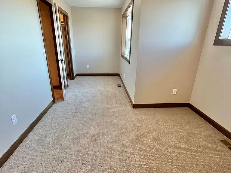 5406 W Liberator Cir — Photo 28