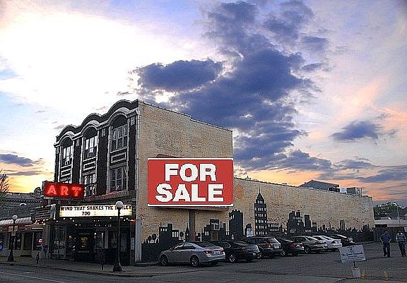 Building with billboard
