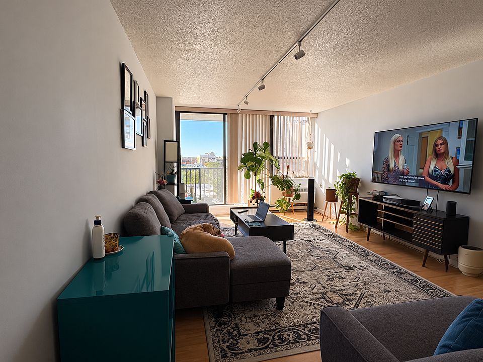 1st image of 2740 N Pine Grove Ave APT 7B