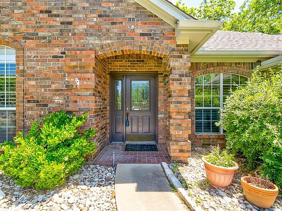 5th image of 9609 Monticello Dr