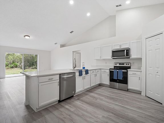 5th image of 610 Maricopa Dr