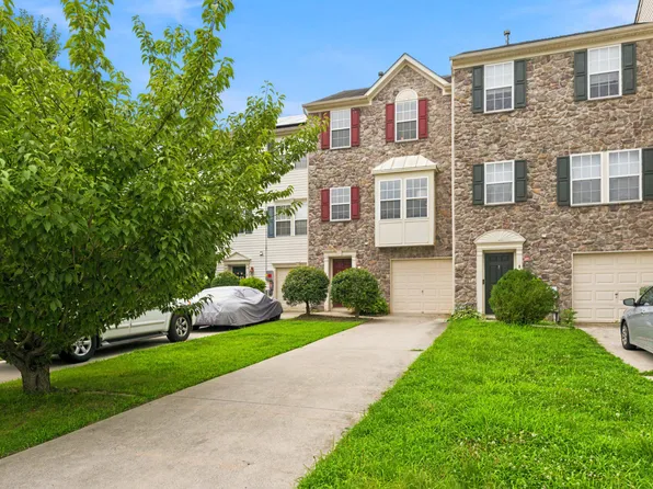 6 Shoemaker Dr, Swedesboro, NJ 08085