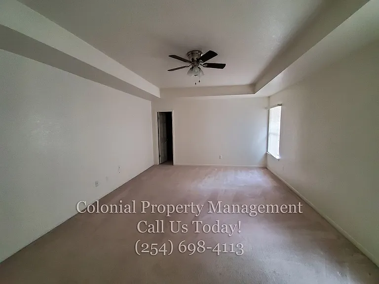 1905 McGinnis Ct — Photo 4