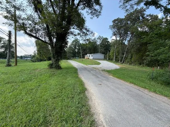 95 Grant Ln, Brandenburg, KY 40108