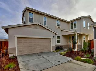 2306 Aerostar Way, Sacramento, CA