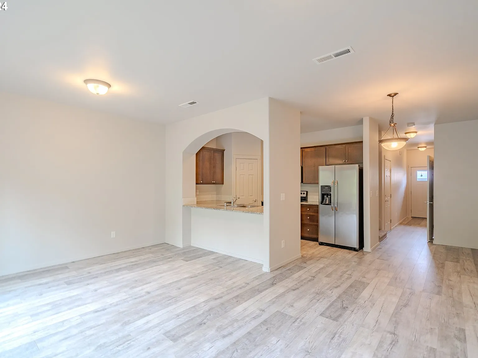 1422 NE 83rd Dr — Photo 4