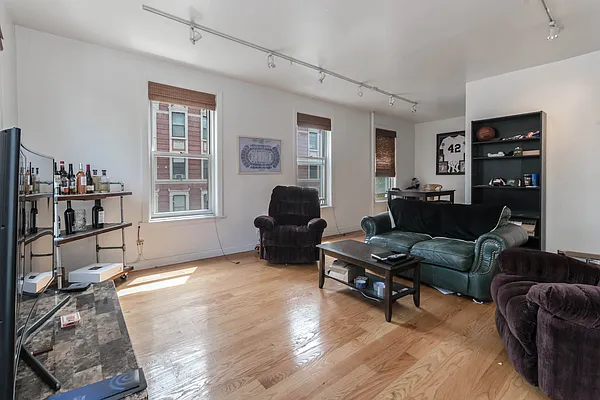 Rented by Tipping Point Real Estate LLC | media 12