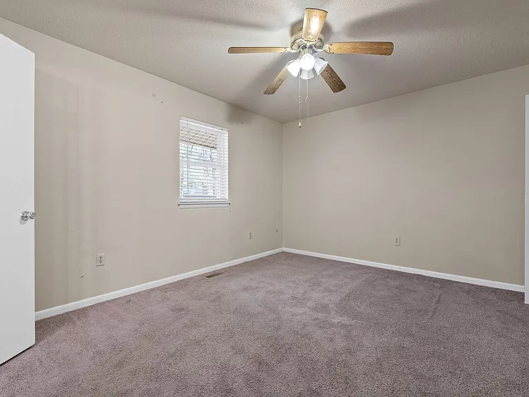 79 Shoshoni Dr — Photo 16