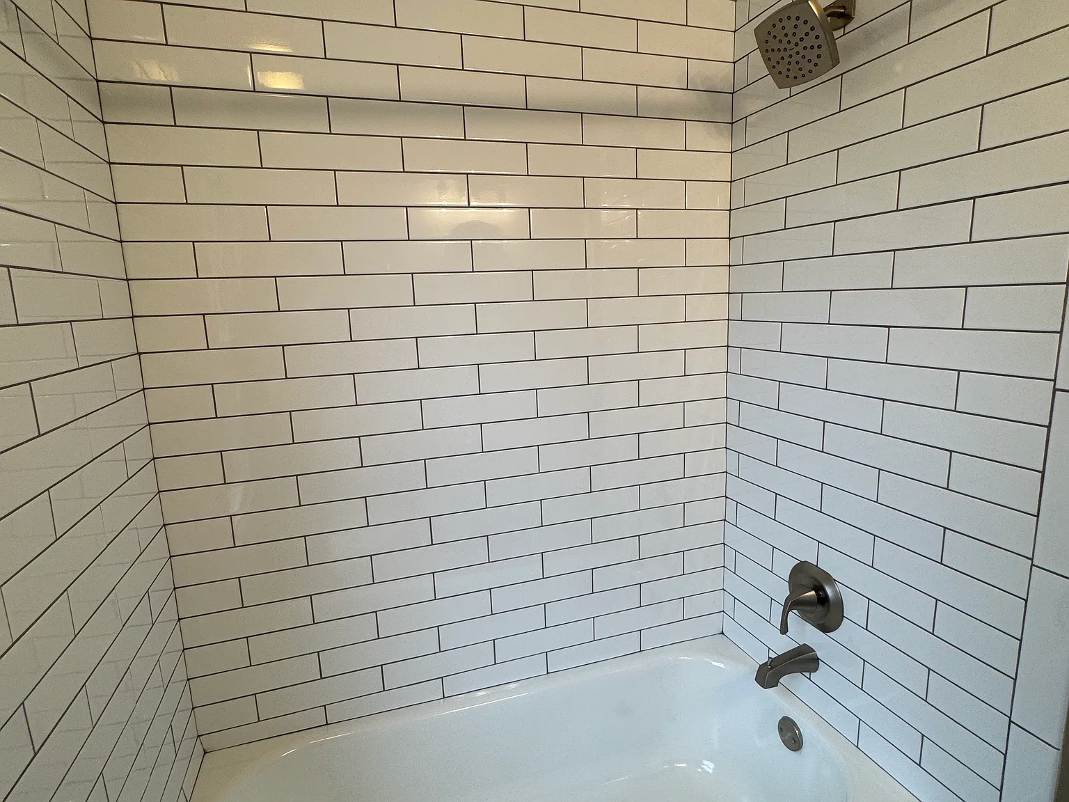2280 Indianola Ave — Photo 3