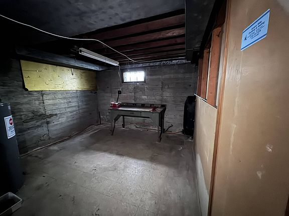 4th image of 219-19 112th Rd