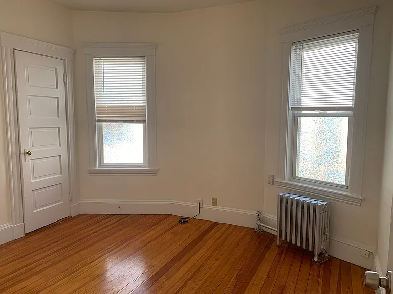 52 Percival St #1 — Photo 4