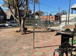 1407 Friendship St, Philadelphia, PA 19111