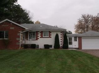 776 Scott Rd, Smiths Creek, MI 48074