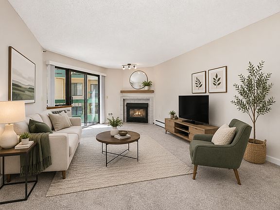 3rd image of 7605 Edinborough Way APT 6214