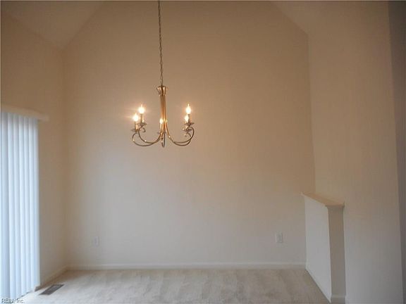 5th image of 1019 Hollymeade Cir