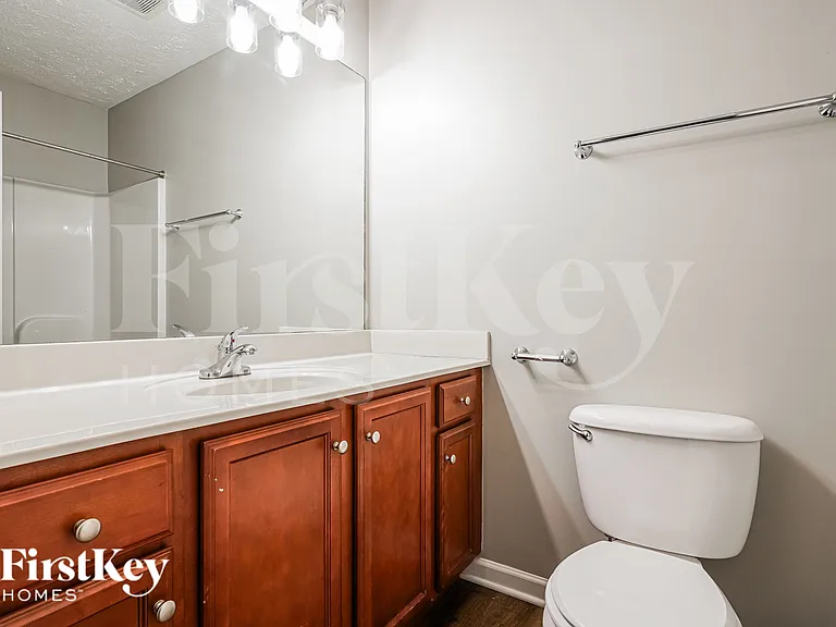 3200 Hidden Creek Dr — Photo 17