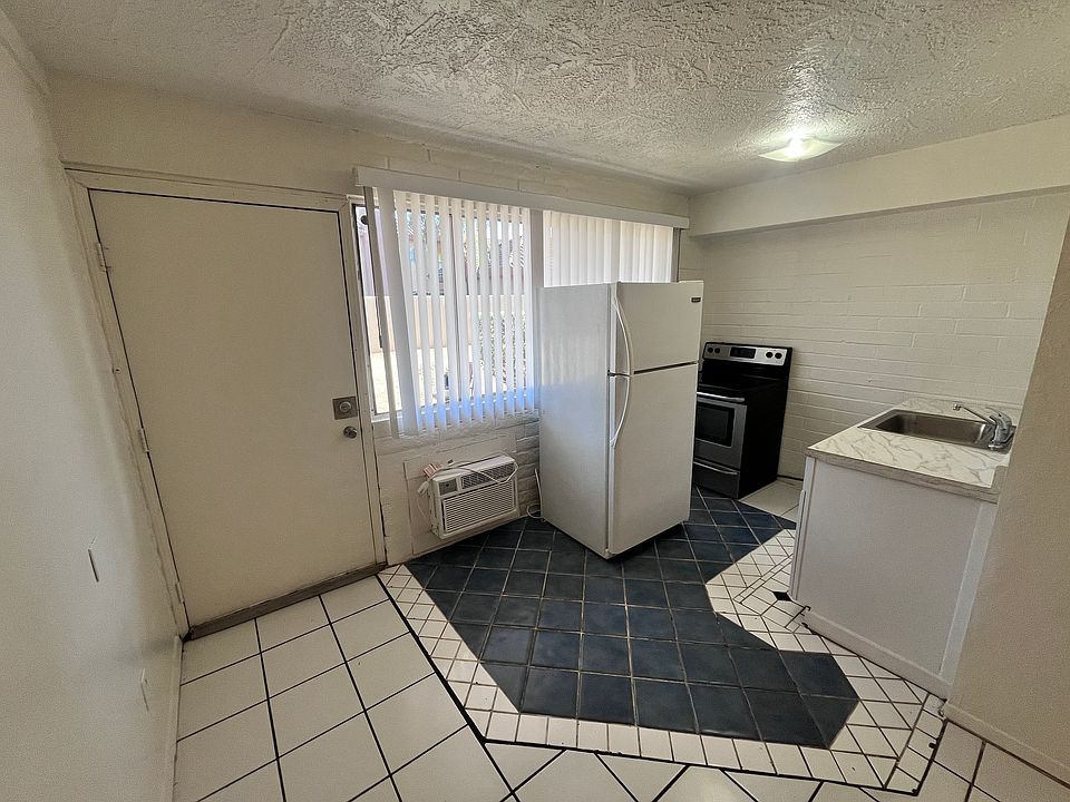 1st image of 2000 N Camino Serna APT 14