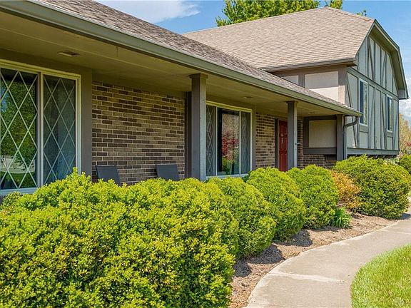 5th image of 9266 N Creek Ln