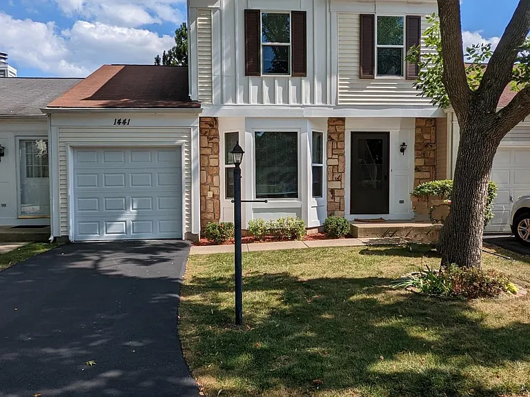 1441 N Tanglewood Ave — Photo 1