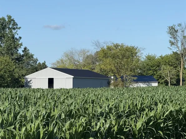 8109 Wilcox Rd, Brown City, MI 48416