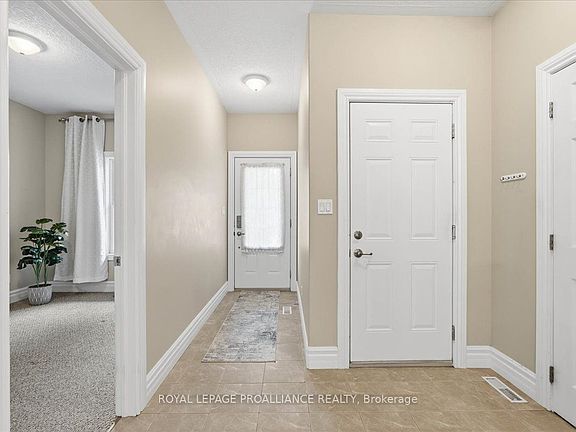 3rd image of 1 Rosemary Ct #18