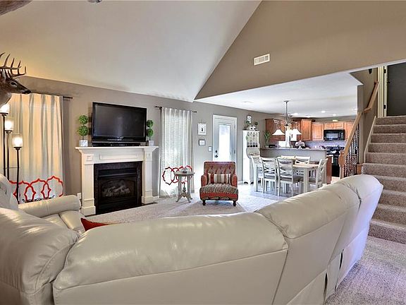 3rd image of 1905 Audabon Park Ct