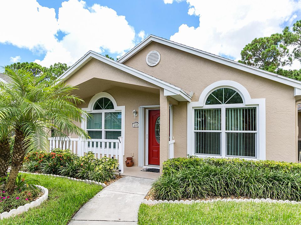 1st image of 685 NW San Remo Cir