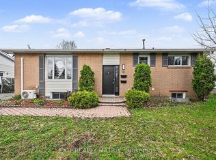 91 Sheldrake Dr, Ottawa, ON K2L1T1