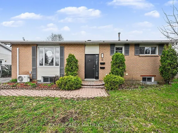 91 Sheldrake Dr, Ottawa, ON K2L 1T1
