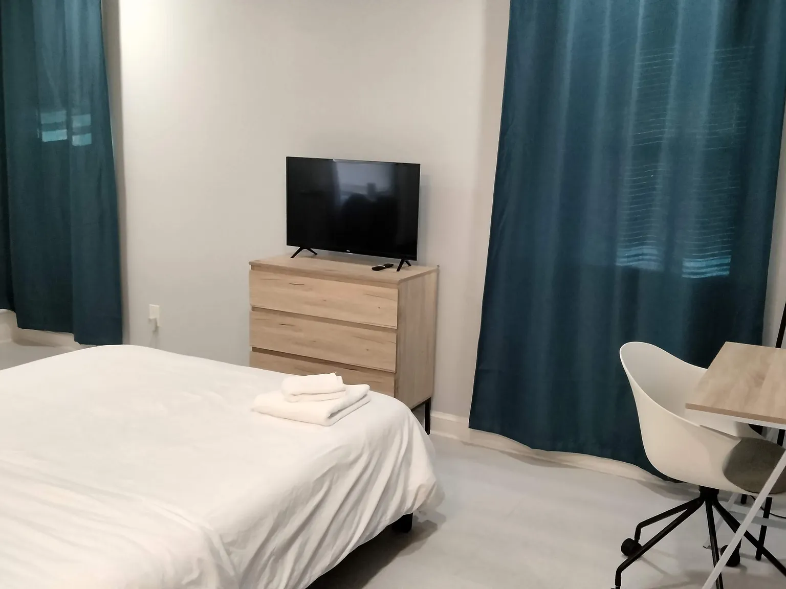 2 bed, 800 sqft, $2,950 — Photo 4