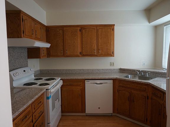 Kitchen new granite countertops and all new appliances