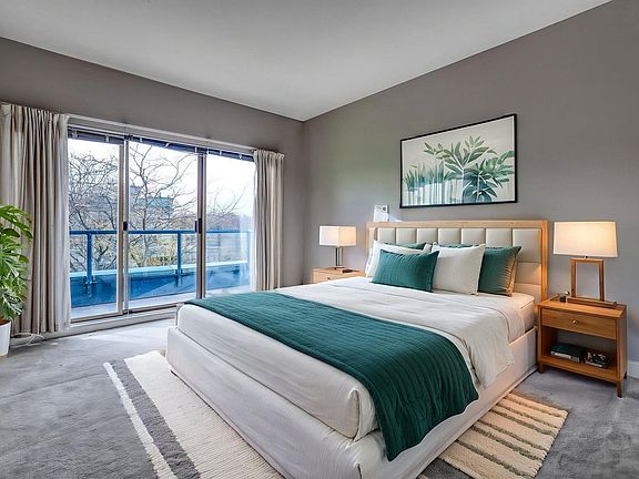 4th image of 4753 River Rd W #304