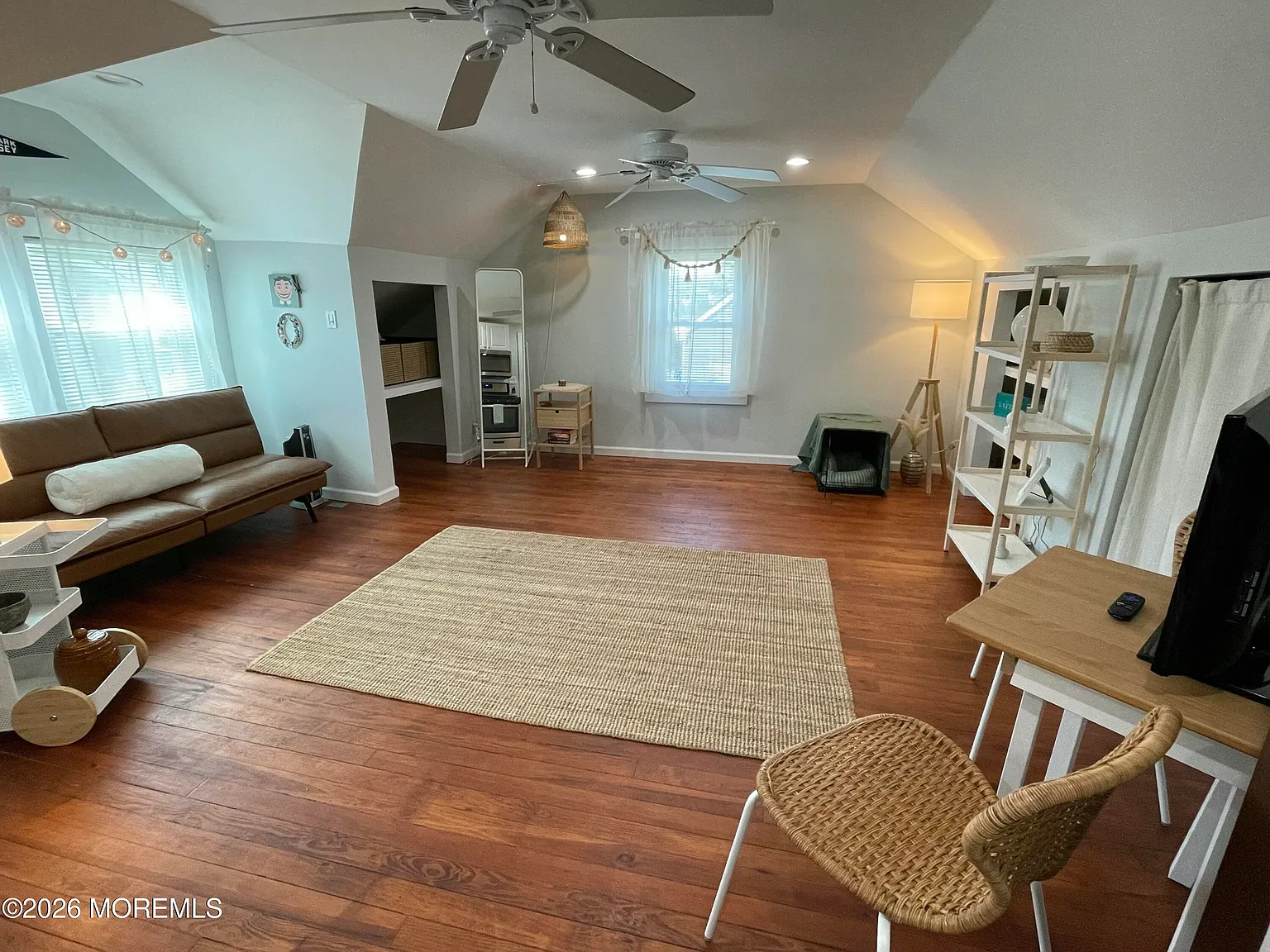 Studio, $12,500 — Photo 1