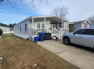 29 Poe Rd, North Brunswick, NJ 08902