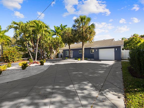 2nd image of 930 NW 4th Court