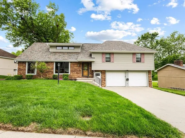 506 Meadowcrest Ct, Saint Joseph, MO 64506