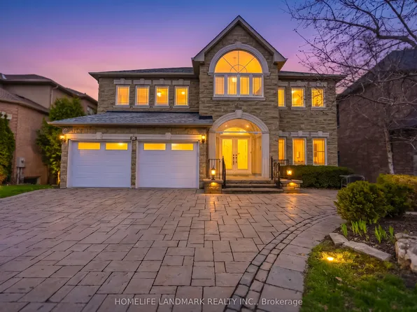 94 Pathlane Rd, Richmond Hill, ON L4B 4C7