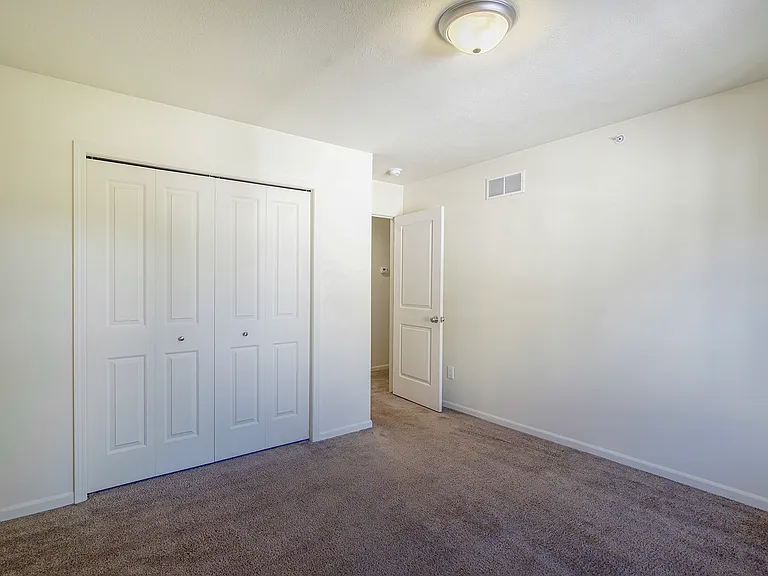 2629 Redwood Ave — Photo 12