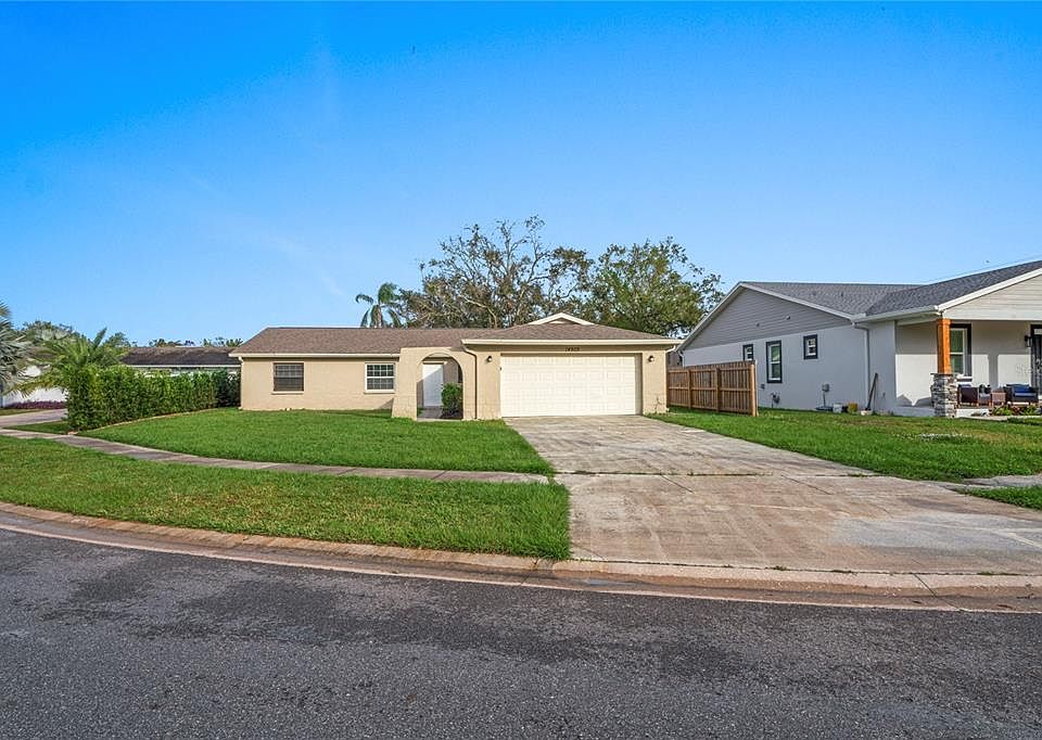 1st image of 14905 Aire Pl