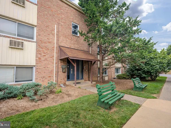 8125 W Chester Pike APT C6, Upper Darby, PA 19082