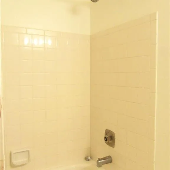115 Gardens Dr #202 — Photo 17