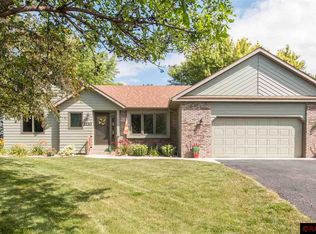 2220 Fair St, Mankato, MN 56001