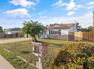 444 E Citrus Drive, Farmersville, CA 93223