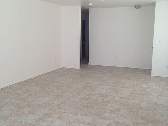 2nd image of 4865 Calle Bella Ave