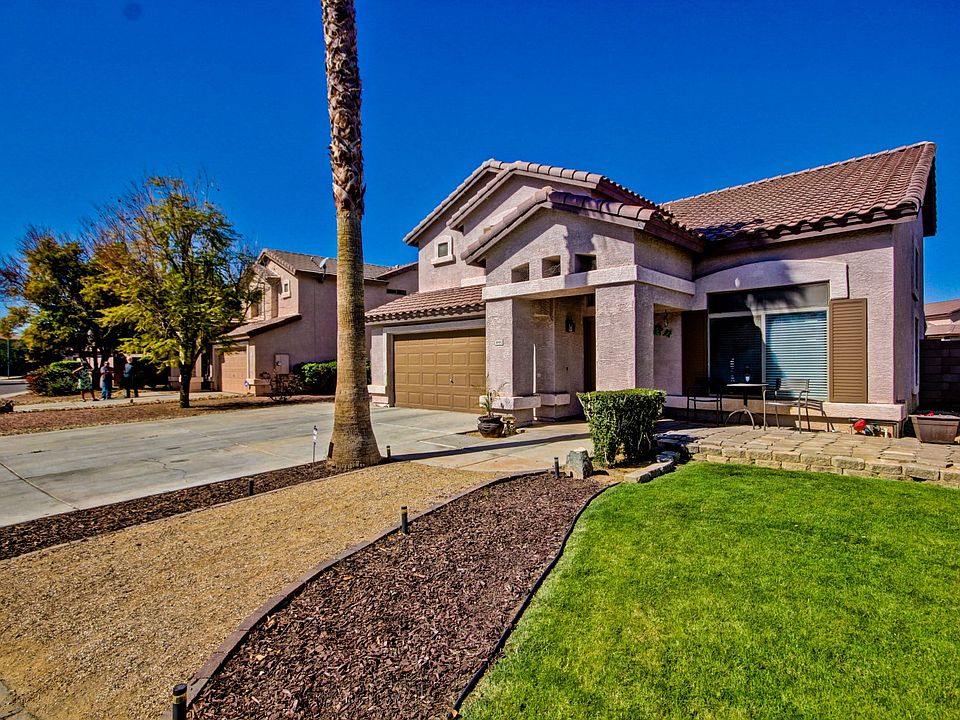 1st image of 10482 W Emerald Ln