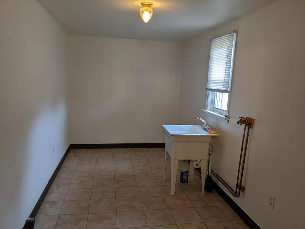 513 Sarver Rd — Photo 4
