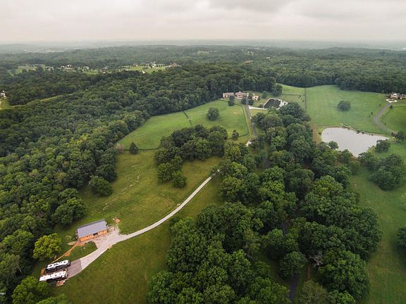 RealTourCast - J Beam - 16520 Taylorsvil