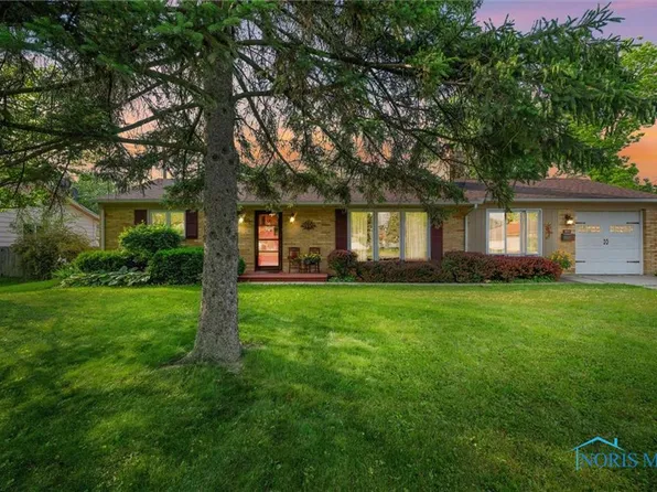 1602 Trailview Dr, Maumee, OH 43537