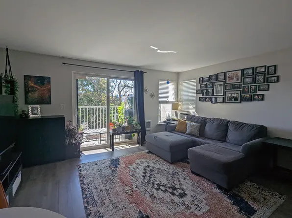 1115 16th Ave APT 5, Seattle, WA 98122